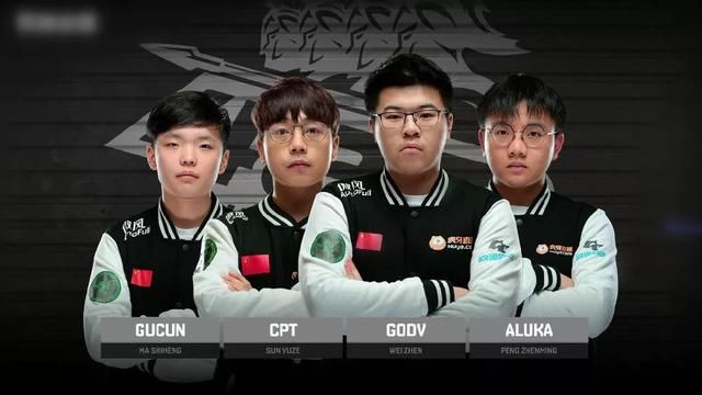 与埃德尔的 与埃德尔的